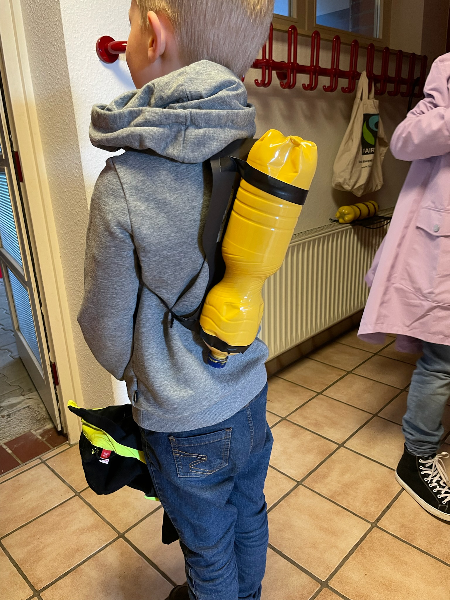 KInderfeuerwehr Vögelsen AGT Flaschen basteln